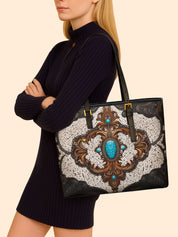 Heirloom Vale Sleek Leather Tote LB0XD018