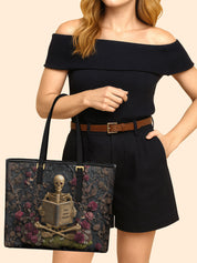 One More Chapter Sleek Leather Tote LB0TD027