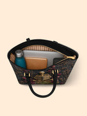 One More Chapter Sleek Leather Tote LB0TD027