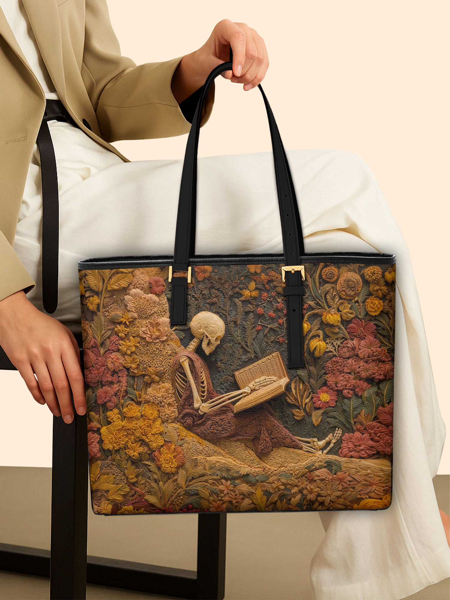 The Reader Beneath Sleek Leather Tote LB0TD026