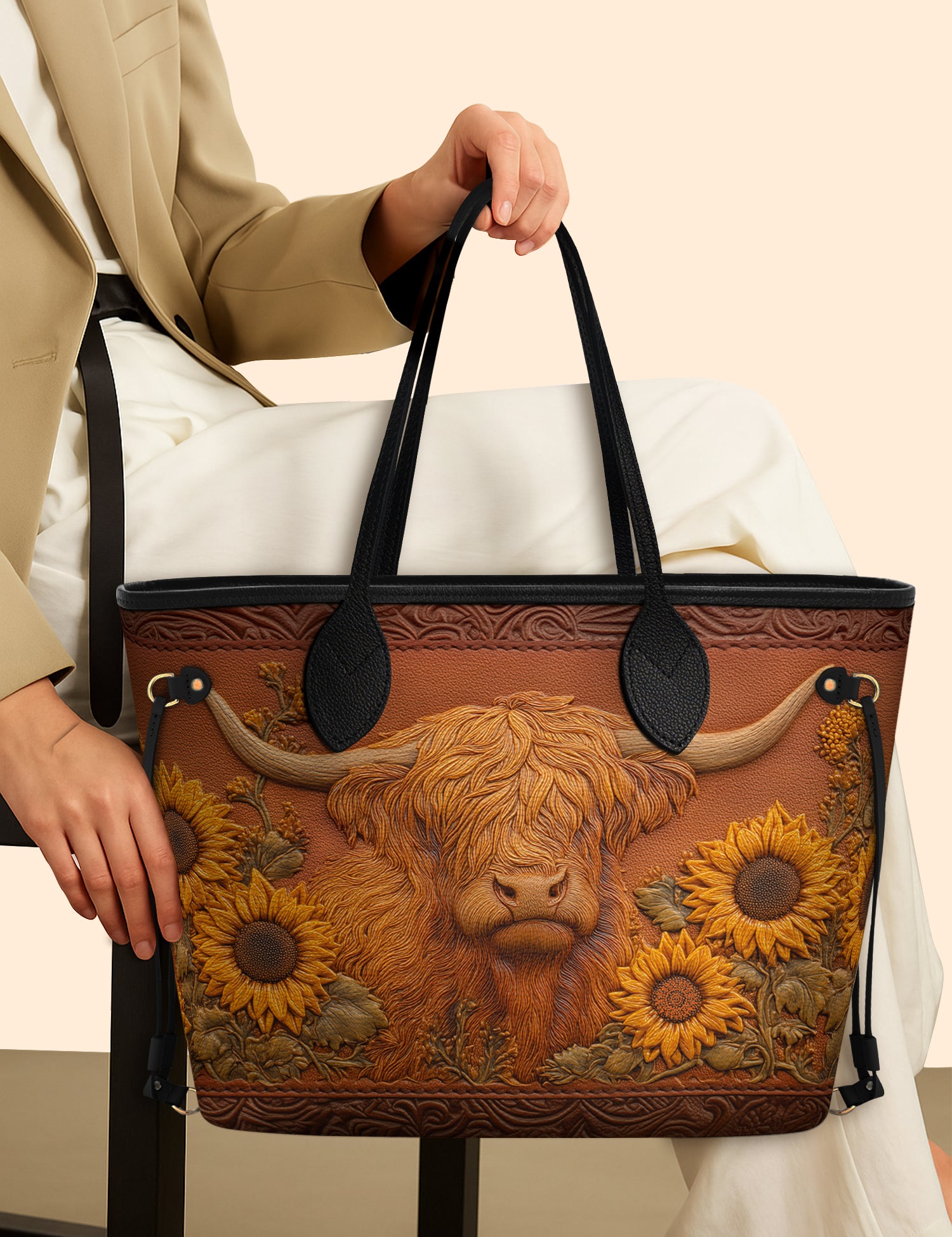 20250711_NVF_HIGHLAND-COW_Wild-Whisper_ARND137_ADSG143_Mockup_Focus1.jpg