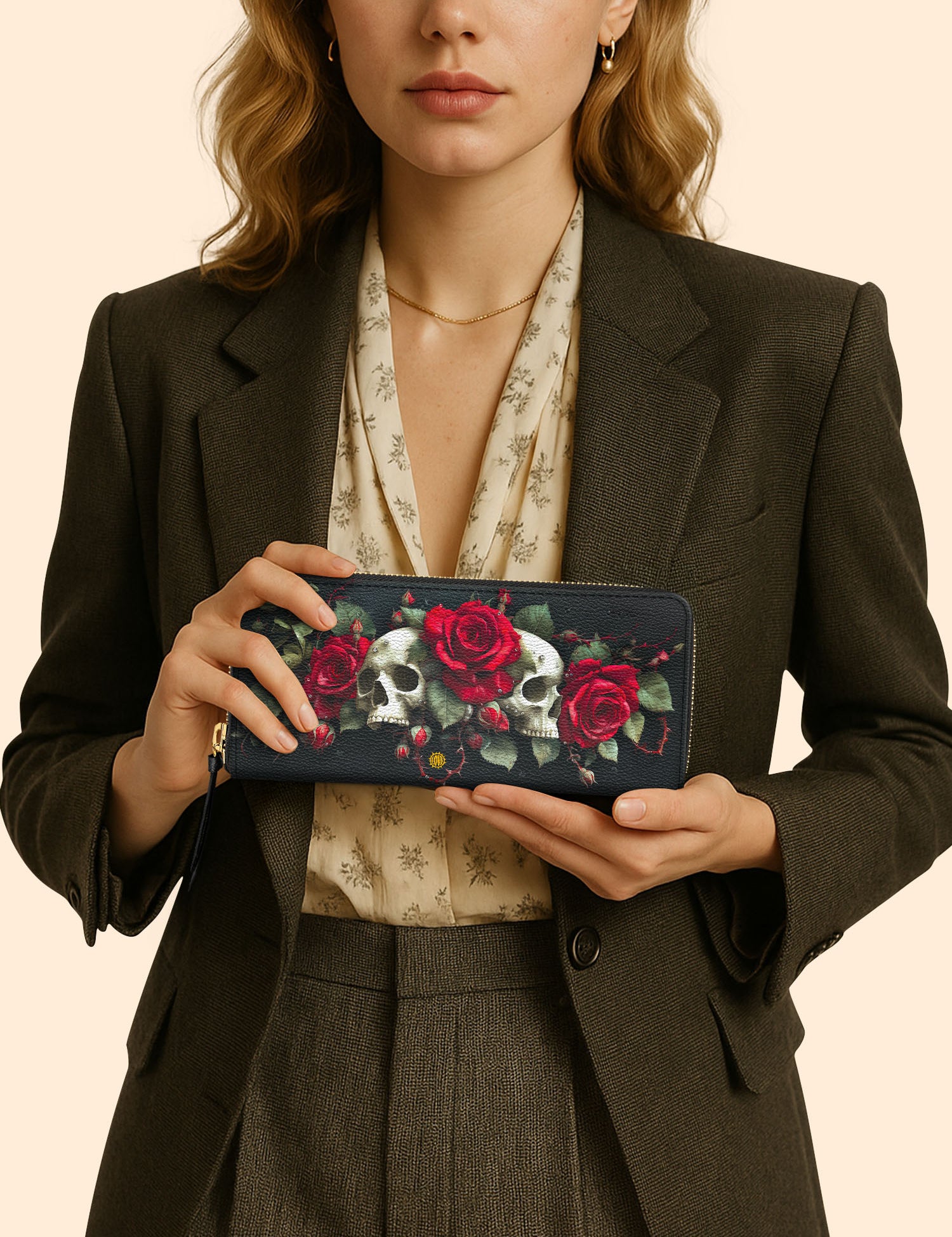 MOCKUP_FOCUS_10_SLIM_WALLET_20250724_NVF_SKULL_Bloodbound_Bloom_ARND135_ADSG055.jpg